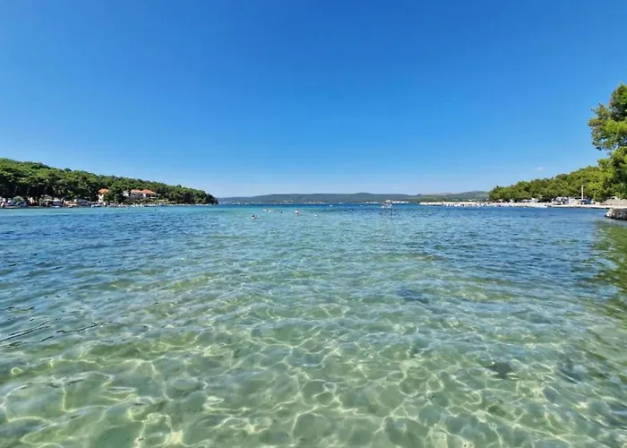 In Pa Man Near Adriatic Beaches * Pašman