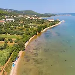 Appartement In Near Adriatic Beaches *