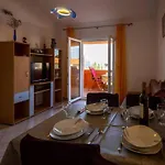 Appartement In Near Adriatic Beaches Pašman