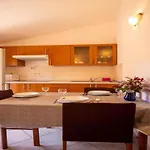 In Near Adriatic Beaches Appartement Pašman