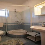 In Near Adriatic Beaches Appartement Pašman