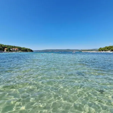 In Pa Man Near Adriatic Beaches * Pasman