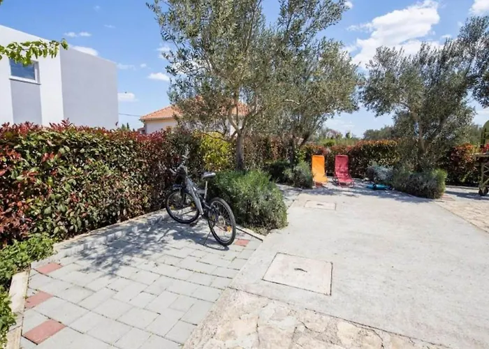 In Pa Man Near Adriatic Beaches Апартаменты *